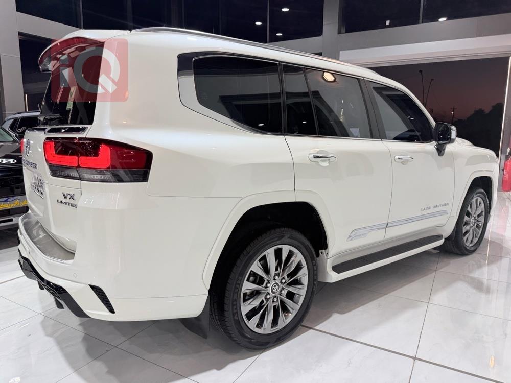https://cdn.iqcars.iof0a6918c-f117-45f3-a55d-a5d5be75d6a4_16.jpg